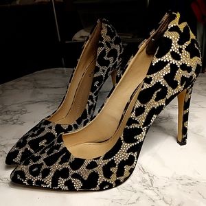 Gianni Bini size 9 Ivyya Leopard Rhinestone pumps
